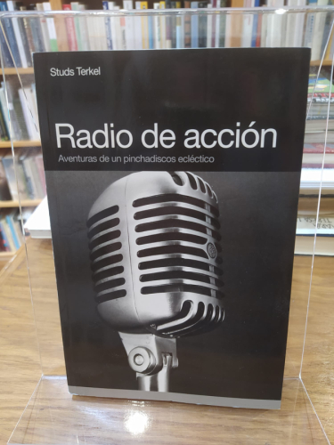 Portada del libro de Radio De Acción. Aventuras de un pinchadiscos ecléctico 