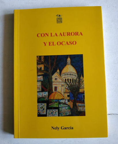 Portada del libro de CON LA AURORA Y EL OCASO