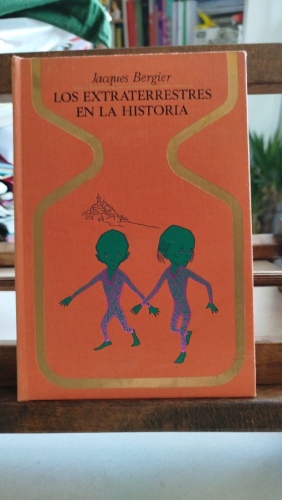 Portada del libro de Los extraterrestres en la historia