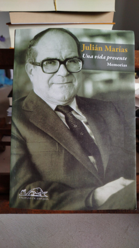 Portada del libro de Una vida presente: memorias