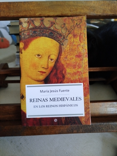 Portada del libro de Reinas medievales en los Reinos Hispánicos