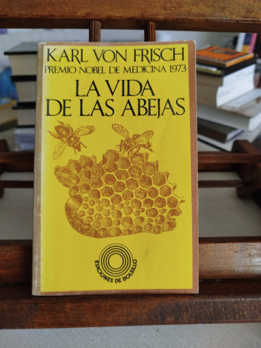 Portada del libro de La vida de las abejas