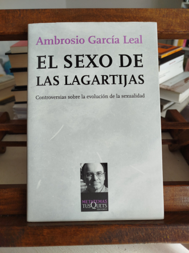 Portada del libro de El sexo de las lagartijas: controversias sobre la evolución de la sexualidad 