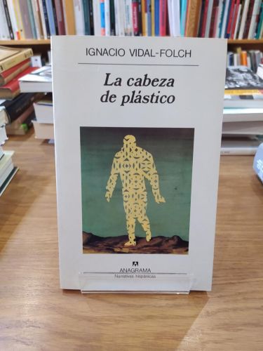 Portada del libro de La cabeza de plástico