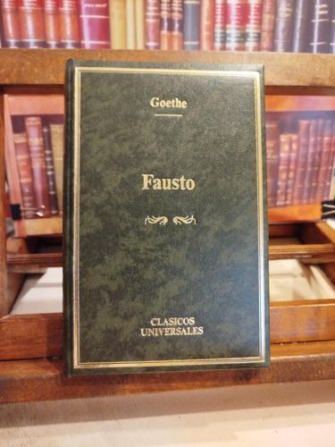 Portada del libro de Fausto (teatro)