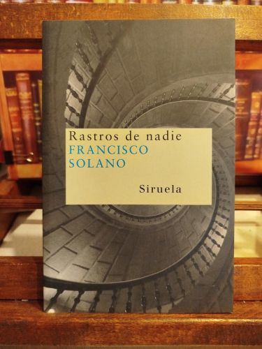 Portada del libro de Rastros de nadie