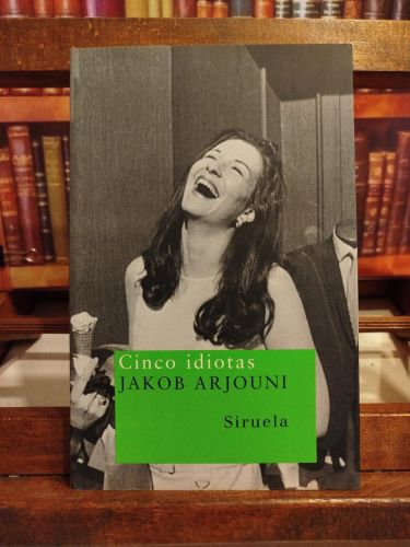 Portada del libro de Cinco idiotas