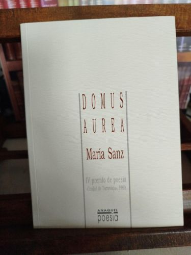 Portada del libro de Domus Aurea