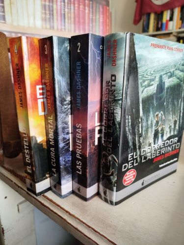 Portada del libro de El corredor del laberinto (Saga completa; trilogía más precuela)