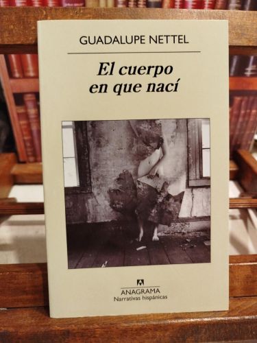 Portada del libro de El cuerpo en que nací