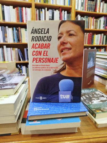 Portada del libro de Acabar con el personaje