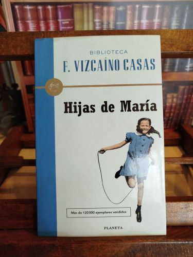 Portada del libro de Hijas de María