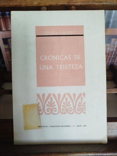 Portada del libro de Crónicas de una tristeza