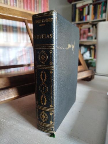 Portada del libro de Novelas (primer tomo)